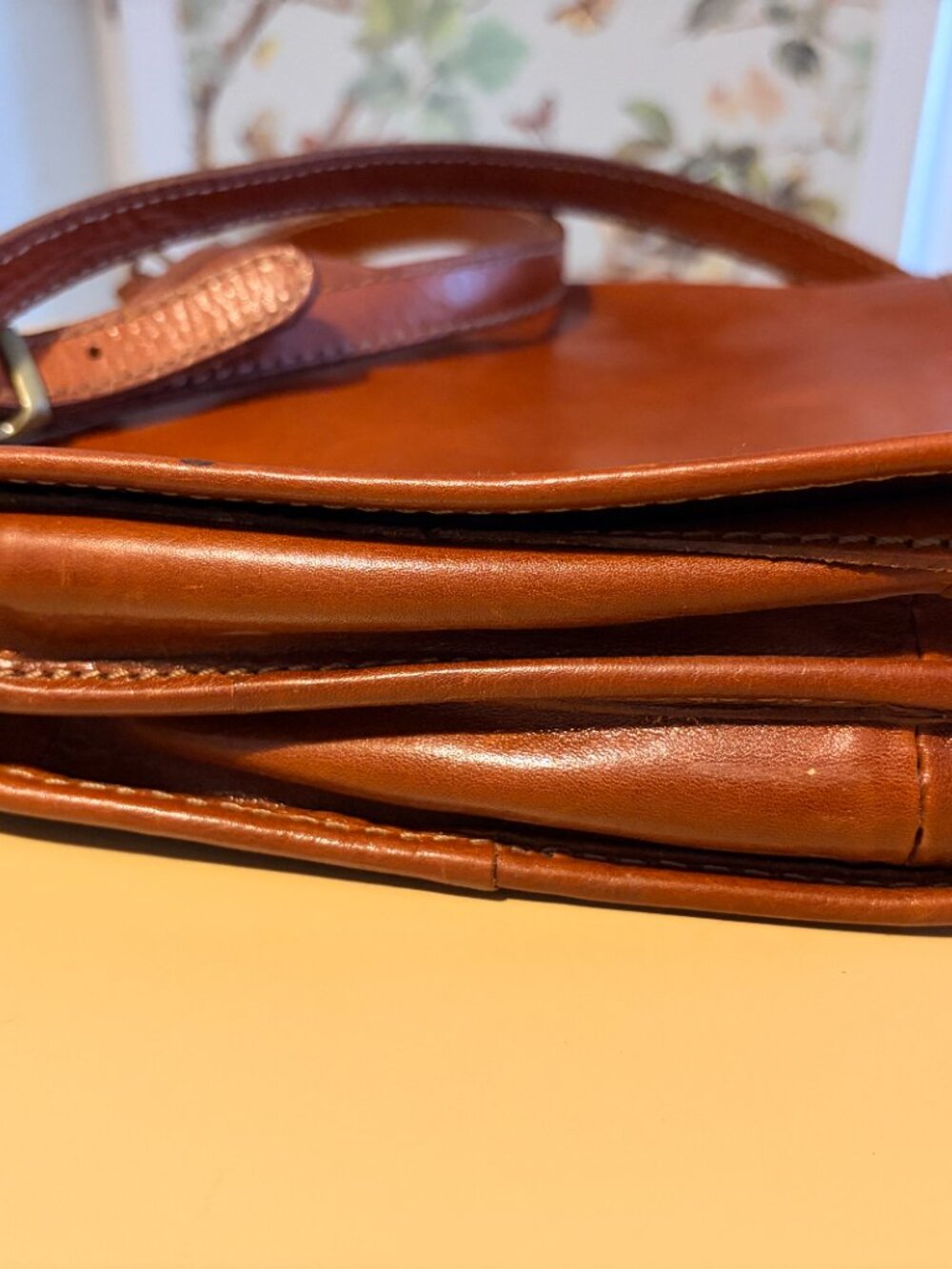 Vintage Italian Leather "Vera Pelle" Crossbody Saddle Bag - Picture 9 of 11